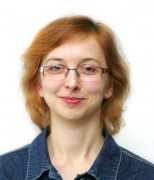 Tomo Raginos nuotraukoje: straipsnio autorė, “Kauno dienos” žurnalistė, LŽS narė Vaida Milkova Tomo Raginos nuotraukoje: straipsnio autorė, “Kauno dienos” žurnalistė, LŽS narė Vaida Milkova